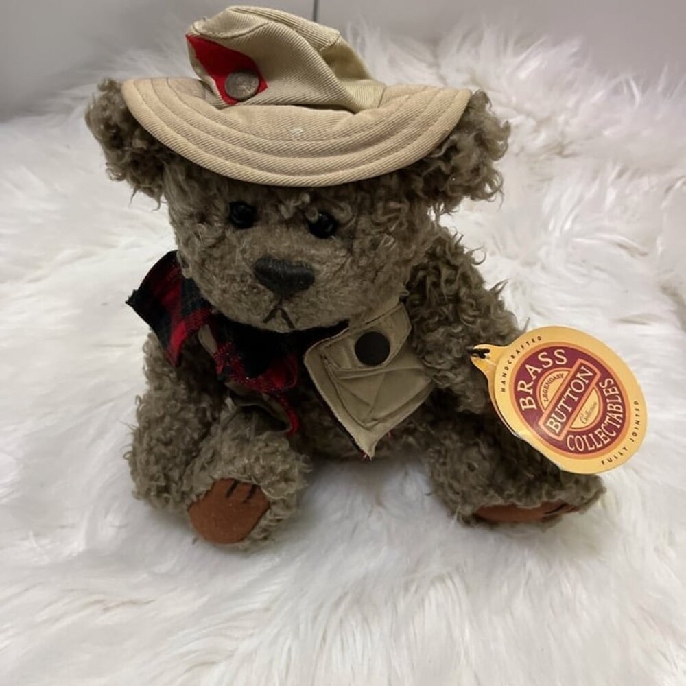 Brass button collectibles tanner
